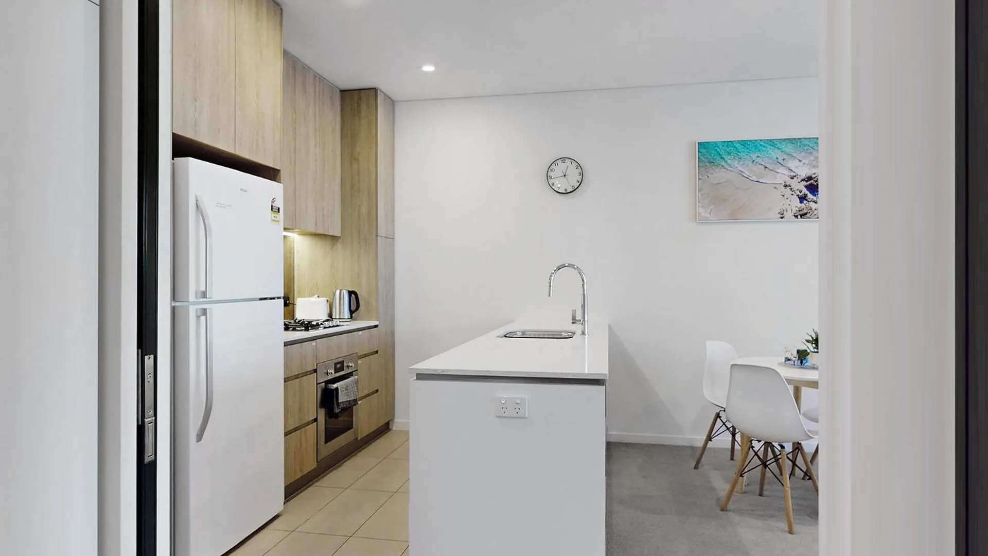 Urban Luxe Retreat - South Brisbane Boutique Apt W Free Carpark